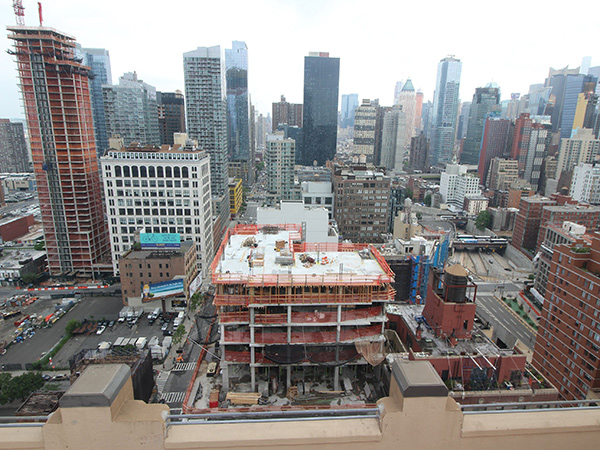 2017年6月19日美国曼哈顿第十大道酒店项目进展 2017年6月19日美国曼哈顿第十大道酒店项目进展