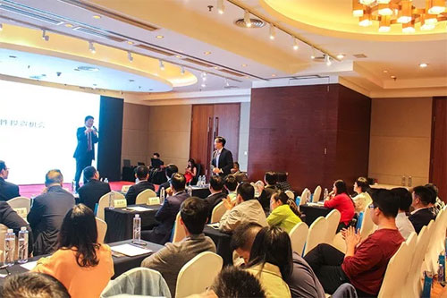 1512380779311428.jpg 5c.jpg